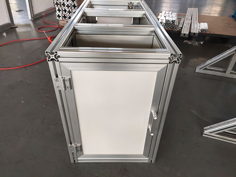 鋁型材機(jī)柜